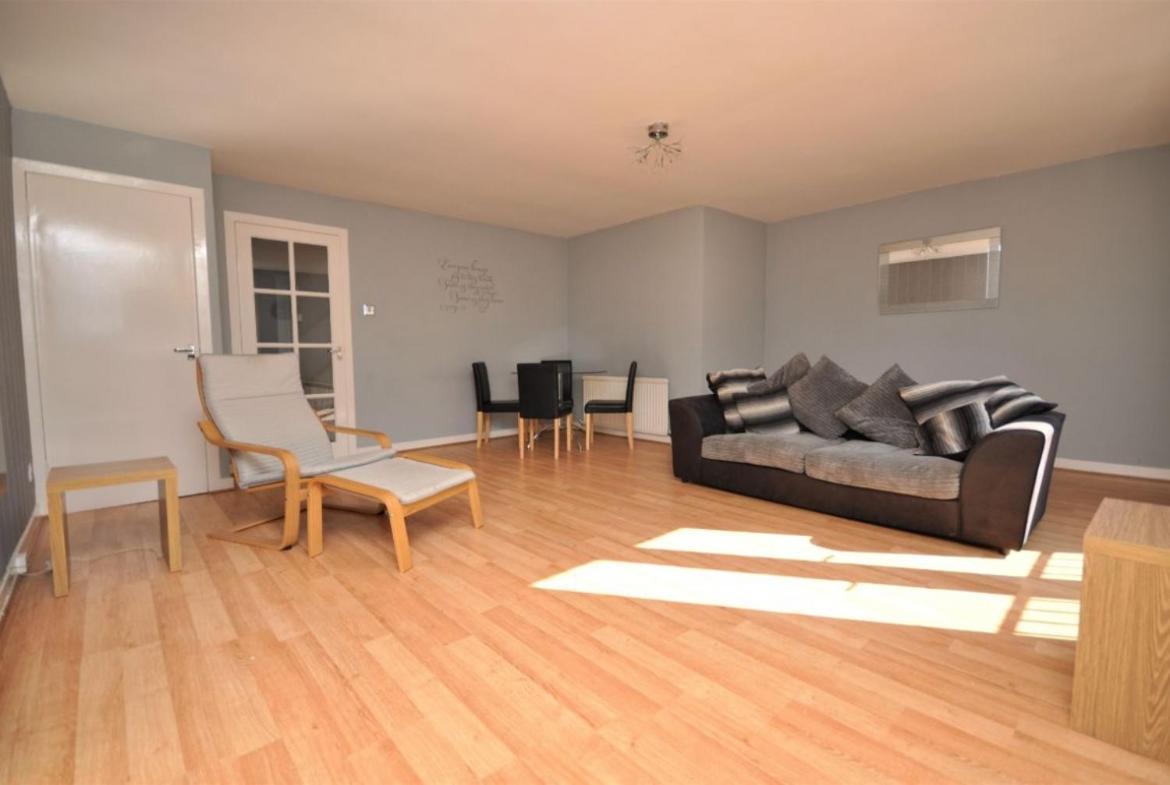 No 11 3 Bed Serviced Appartment Town Centre Girvan Zewnętrze zdjęcie