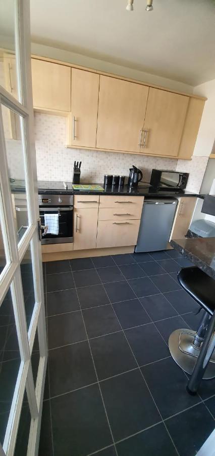 No 11 3 Bed Serviced Appartment Town Centre Girvan Zewnętrze zdjęcie